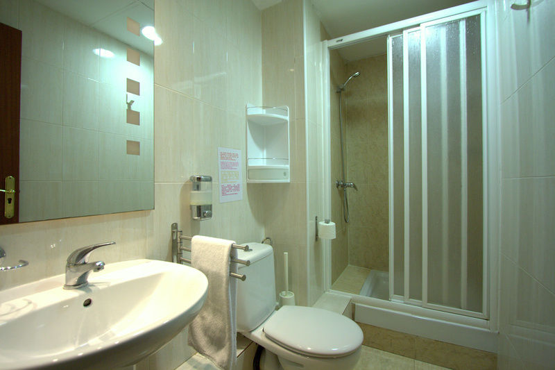 Hostel Artistic บาร์เซโลนา ภายนอก รูปภาพ