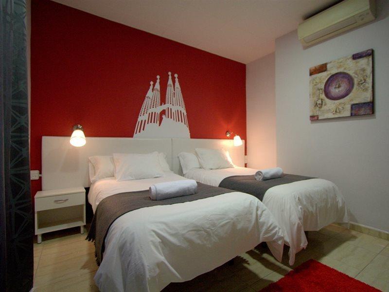 Hostel Artistic บาร์เซโลนา ภายนอก รูปภาพ