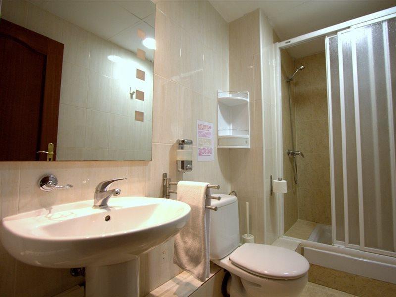 Hostel Artistic บาร์เซโลนา ภายนอก รูปภาพ