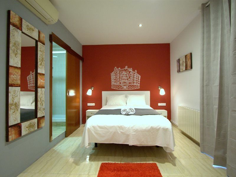 Hostel Artistic บาร์เซโลนา ภายนอก รูปภาพ
